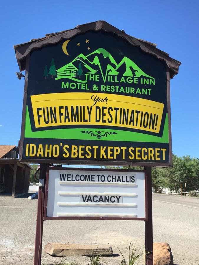 The Village Inn Motel & Restaurant Challis Экстерьер фото
