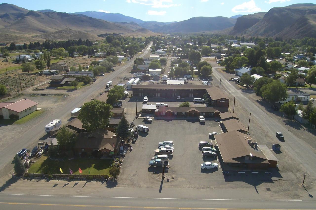 The Village Inn Motel & Restaurant Challis Экстерьер фото